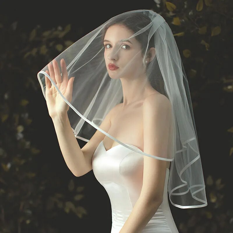 Elegant Elbow Bridal Veil 2-Layer Thickened Mesh Ribbon Edge Headdress with Comb for Wedding 2023