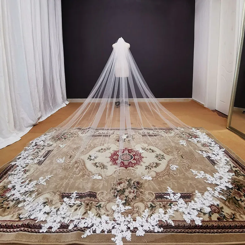 Real Photos Long Lace Appliques Wedding Veil White Ivory Cathedral 1 Layer Bridal Veil 3.5 Meters Bride Veil Wedding Accessories Real Photos Long Lace Appliques Wedding Veil White Ivory Cathedral 1 Layer Bridal Veil 3.5 Meters Bride Veil Wedding Accessories