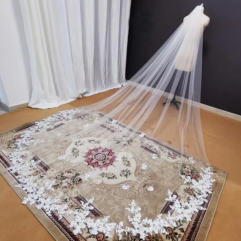 Real Photos Long Lace Appliques Wedding Veil White Ivory Cathedral 1 Layer Bridal Veil 3.5 Meters Bride Veil Wedding Accessories Real Photos Long Lace Appliques Wedding Veil White Ivory Cathedral 1 Layer Bridal Veil 3.5 Meters Bride Veil Wedding Accessories