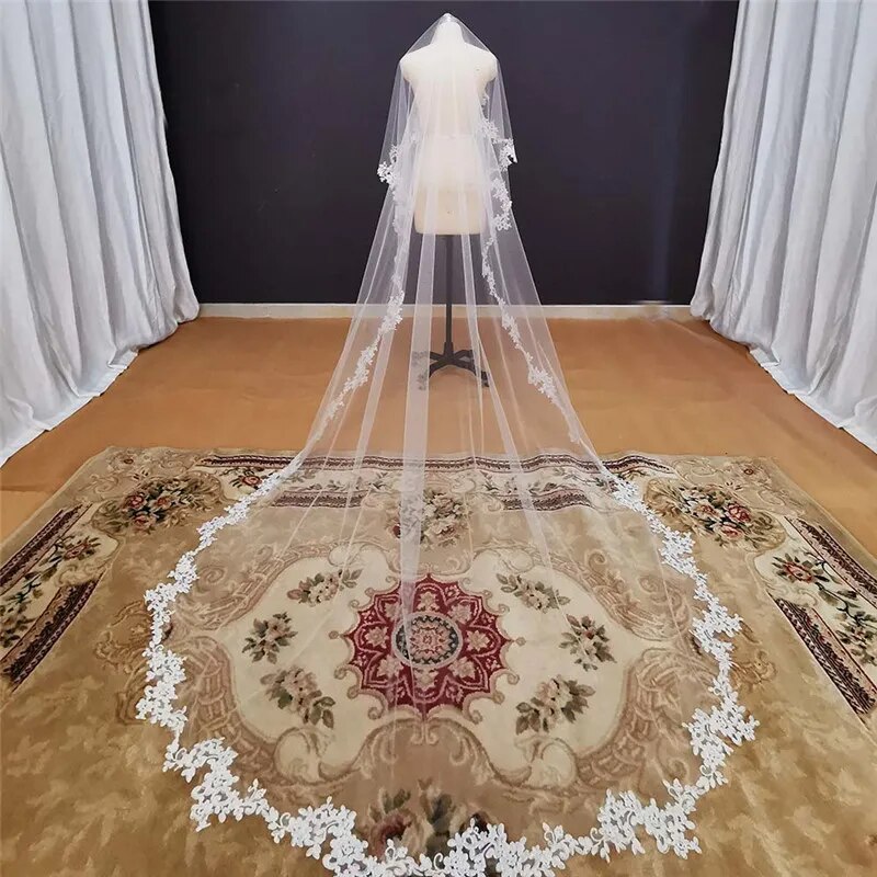 Real Photos 3.5 Meters Long Lace Wedding Veil WITHOUT Comb Soft Tulle White Ivory Bridal Veil Mantilla Veil Wedding Headpieces Real Photos 3.5 Meters Long Lace Wedding Veil WITHOUT Comb Soft Tulle White Ivory Bridal Veil Mantilla Veil Wedding Headpieces