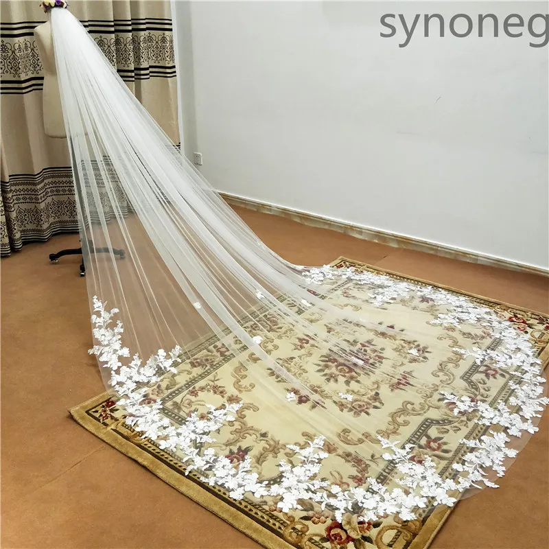 Real Photo 3m.4m.5m One Layer Wedding Veil With Comb White Lace Edge Bridal Veils Ivory Appliqued Cathedral Wedding Veil