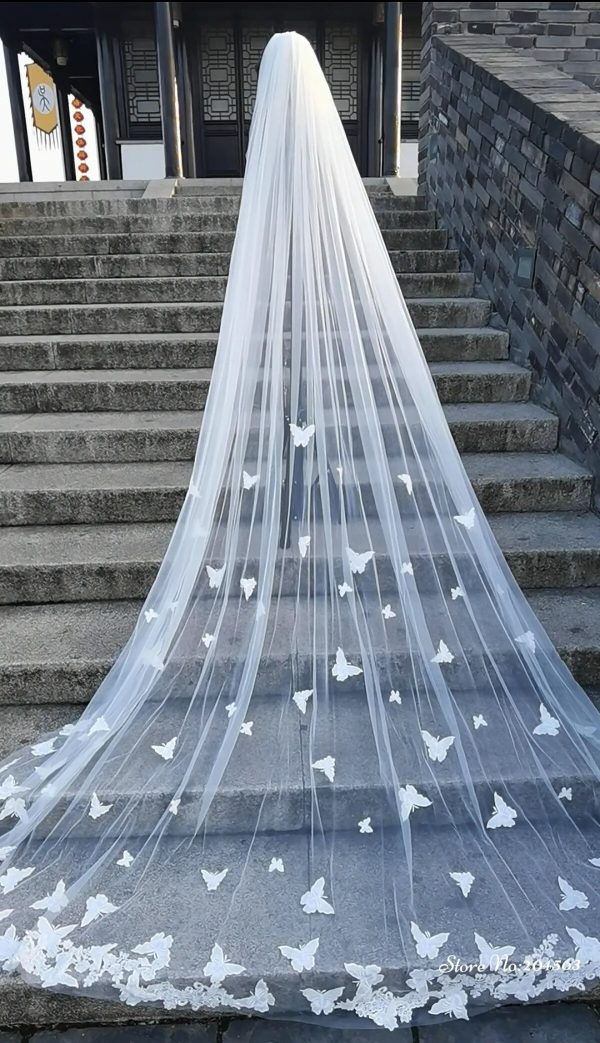 One Layer 3D Butterflies Wedding Veil Lace Veil Cathedral Bridal Veil With Steel Comb Wedding Accessories