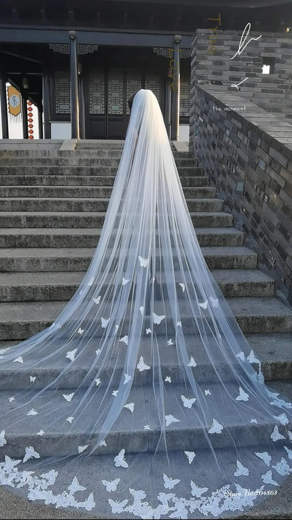 One Layer 3D Butterflies Wedding Veil Lace Veil Cathedral Bridal Veil With Steel Comb Wedding Accessories