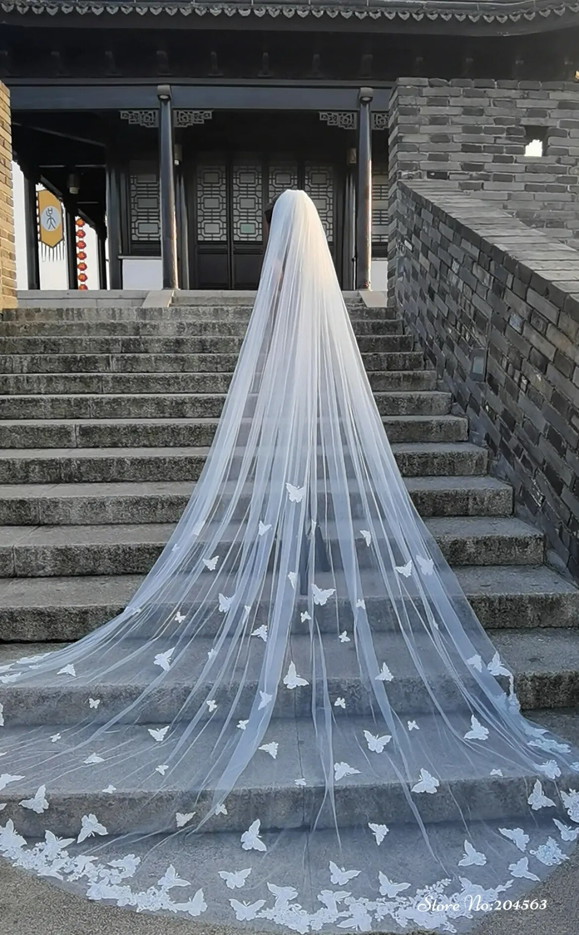 One Layer 3D Butterflies Wedding Veil Lace Veil Cathedral Bridal Veil With Steel Comb Wedding Accessories