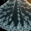 5m 4m 3m Long Wedding Bridal Veils Lace Appiques Edge 1 T Tulle Cathedral Veil with Comb Ivory Luxury Velo de Novia Voile mariee