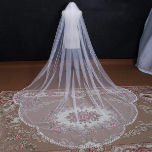 NZUK  Real Photos Leaf Lace Wedding Veil White Ivory Long Bridal Veil with Comb Spanish Lace Church Woman Bride Accessories