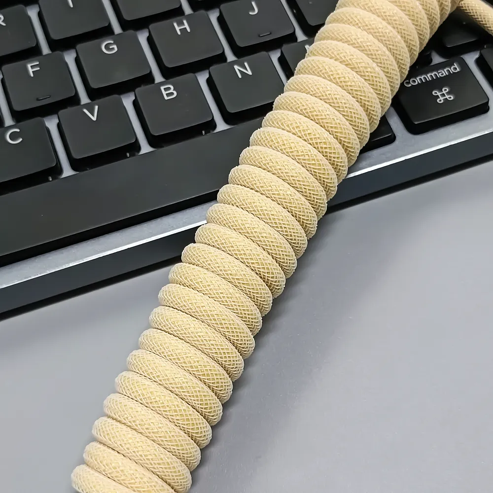 Coiled Keyboard Cable USB C for Mechanical Gaming Keyboard Double-Sleeved Wire with Detachable Metal Aviator Connector Charging