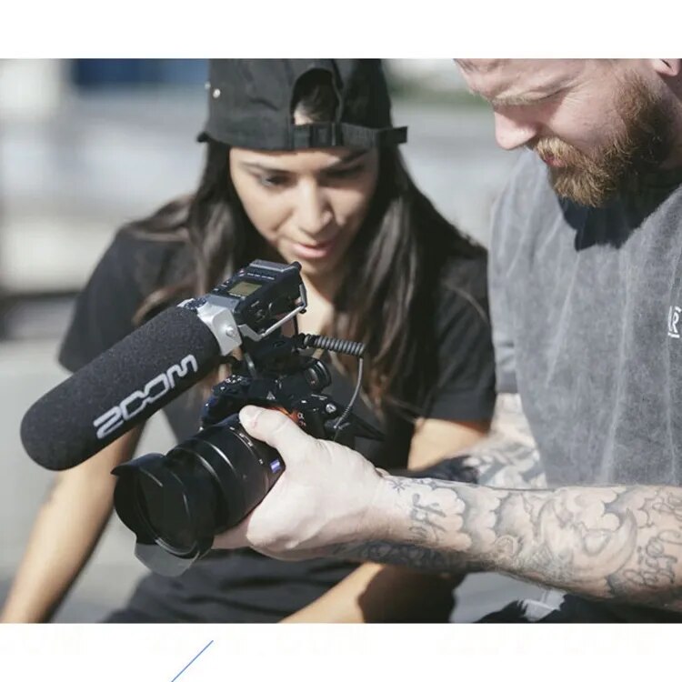 ZOOM F1-SP field recorder+shotgun mic audio recorder 24-bit/96 kHz audio for run-and-gun filmmakers with Pre-Record functio ZOOM F1-SP field recorder+shotgun mic audio recorder 24-bit/96 kHz audio for run-and-gun filmmakers with Pre-Record functio