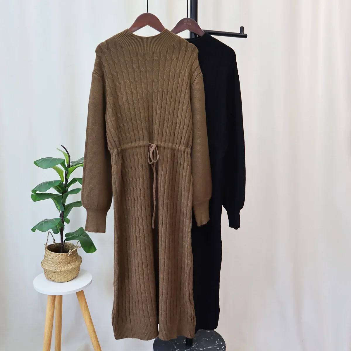 Plus Size 2023 Autumn and Winter New Style Knitted Dresses with Coats Feminine Waist Sweater Bottoming Outer Long Skirt Trend Plus Size 2023 Autumn and Winter New Style Knitted Dresses with Coats Feminine Waist Sweater Bottoming Outer Long Skirt Trend