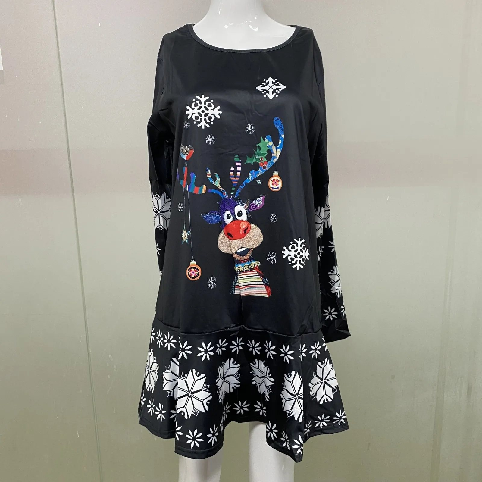 Plus Size Autumn and Winter Women's Fashion Round Neck Christmas Print Pleated Skirt Long Skirt