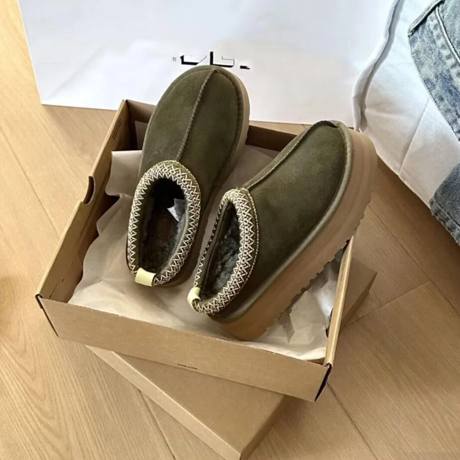 Luxury Women Tazz Mini Snow Boot Winter Casual Ankles Sheepskin Warm Designer Short Boots Fashion Flat Bottom Platform Slippers